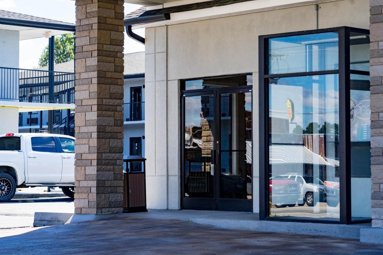 Stay Express Inn Chattanooga Ист-Ридж Экстерьер фото